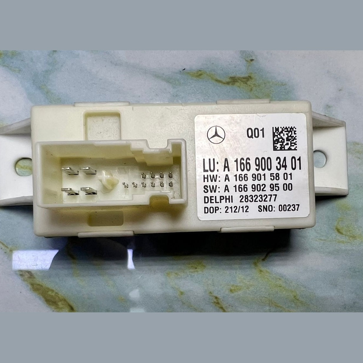 Mercedes Headlight Range Control Unit A1669003401 W204 C-Class and W246 B-Class