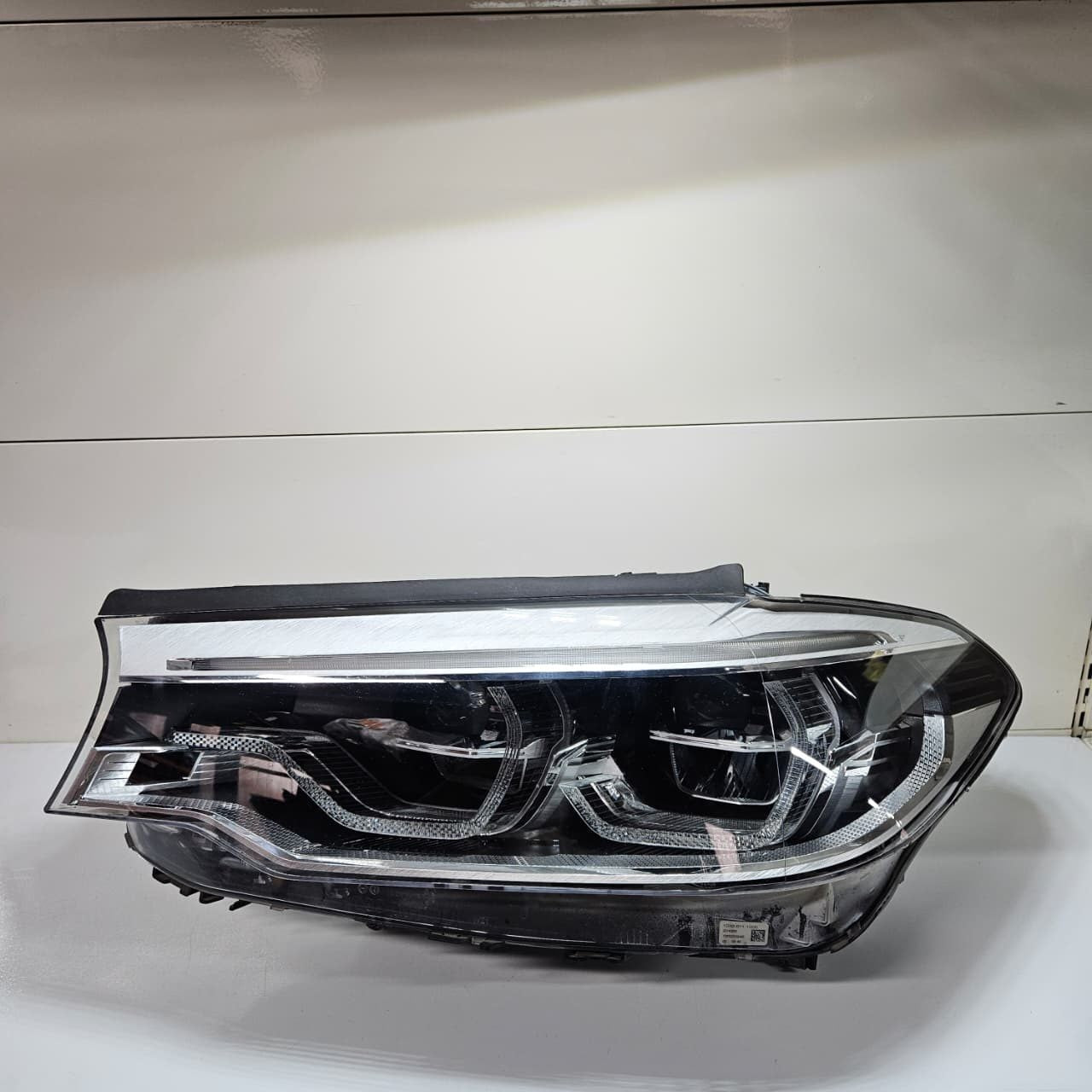 OEM BMW 5 Series G30 G31 LEFT FRONT Adaptive LED Headlight ECE 8499121