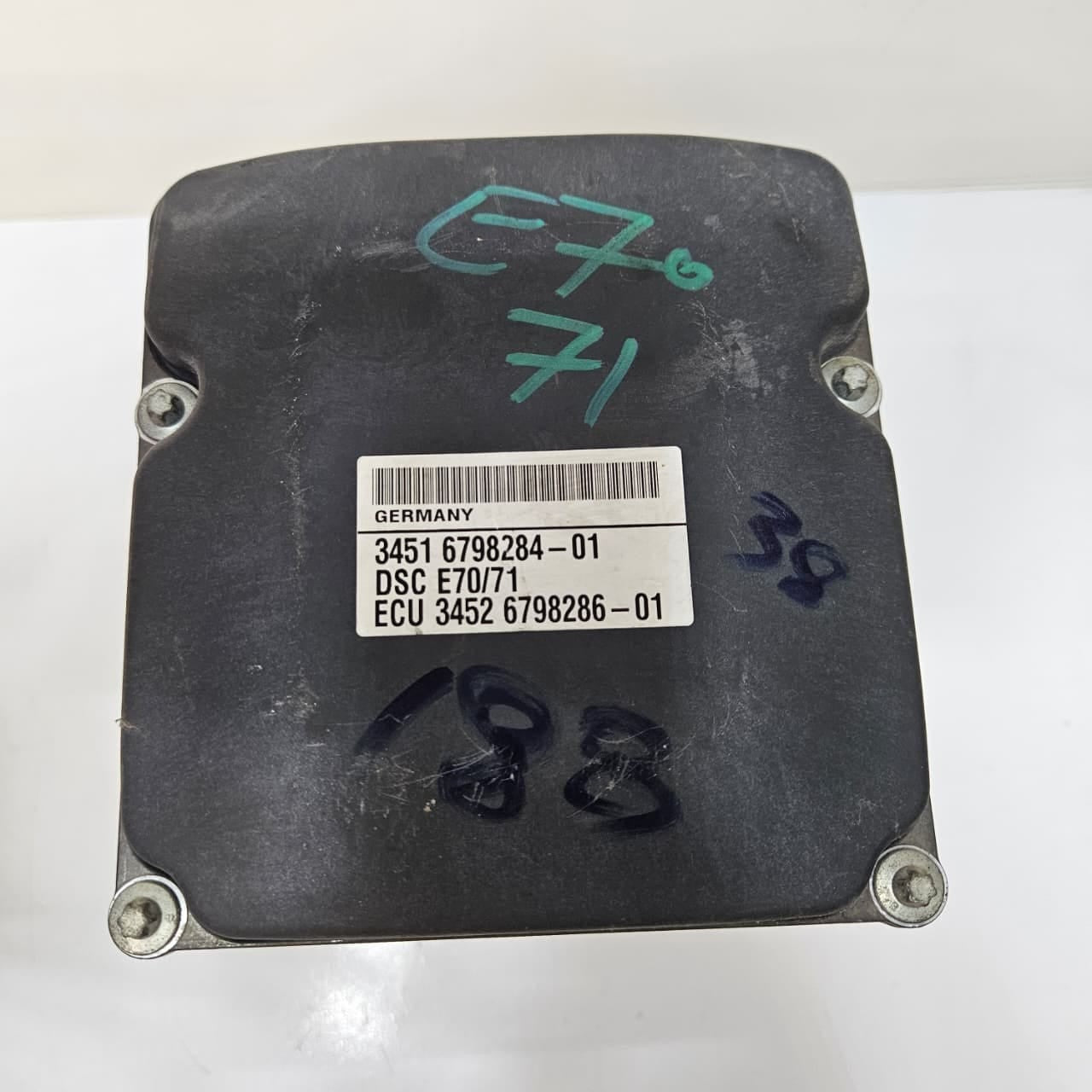 2011-2014 BMW X5 X6 E70 E71 ABS Brake Pump Module 6798284 USED