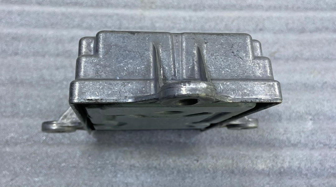 OEM BMW 5 G30 F91 F92 F93 M5 M8 SRS Control Unit Module 9890597 continental