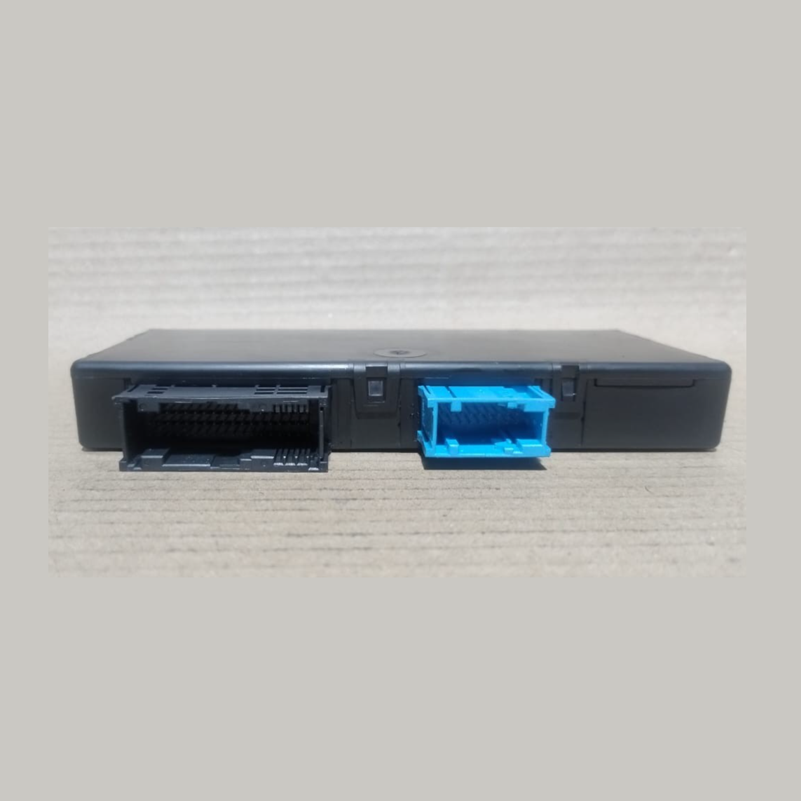 BMW 5 6 SERIES F06 F13 F10 F07 GATEWAY CONTROL MODULE ECU 9321879