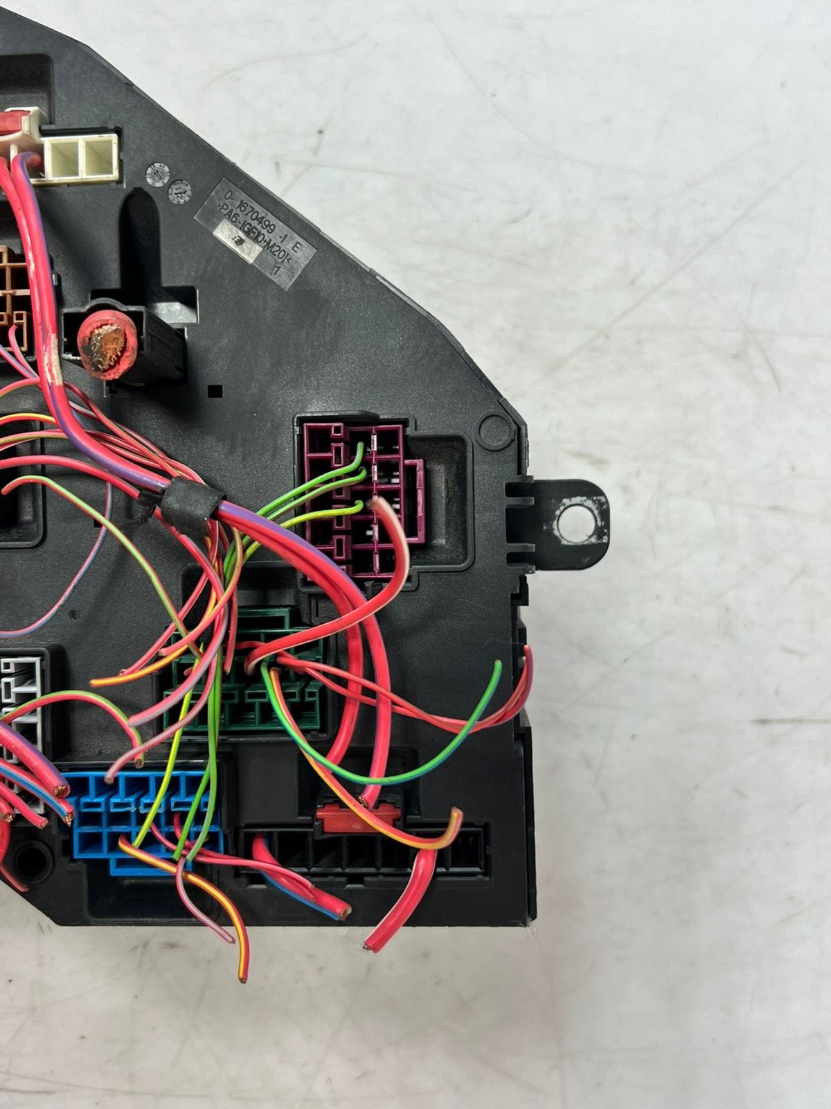 2013 BMW 750i F01 F02 F04 F06 F10 Rear Power Distribution Fuse Box 9264924 OEM