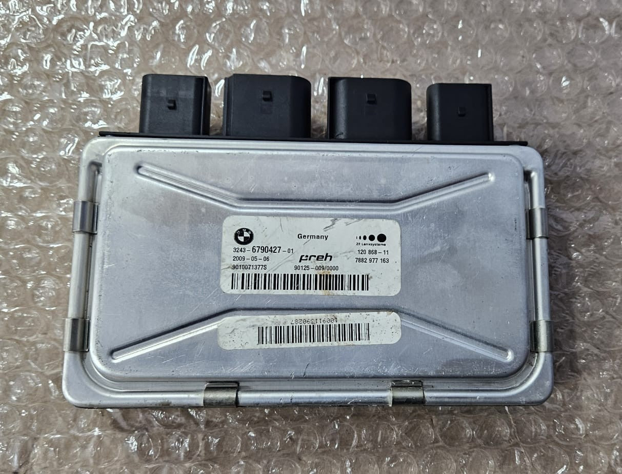 OEM BMW 7 F01 F02 F03 F04 2010 Rack and Pinion Steering Control Module 6790427
