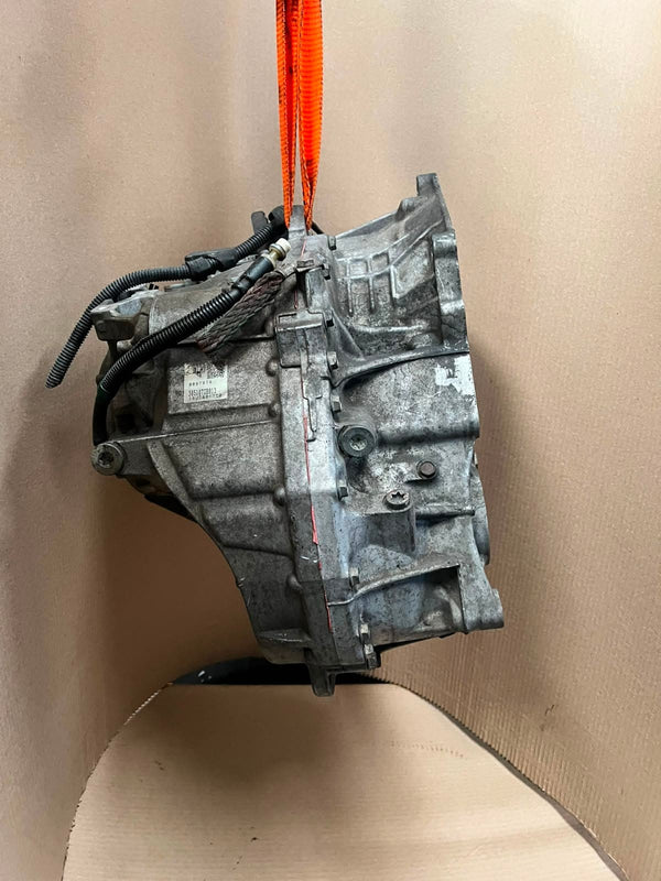 2015-2016 BMW 2 Series Automatic Transmission 8675214 F45 2 Series