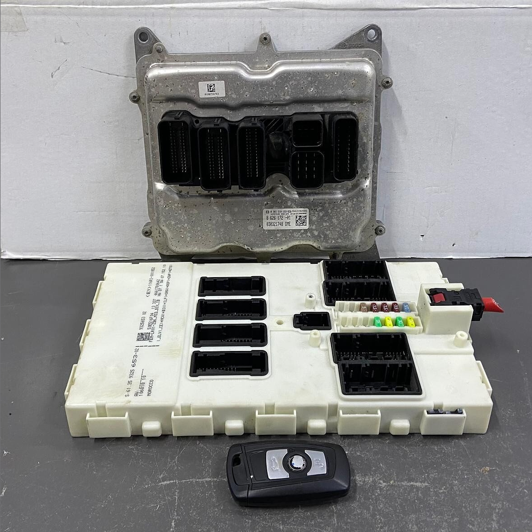 OEM BMW 320i 2014 F30 F34 N20 ENGINE CONTROL UNIT ECU KIT DME 8626172
