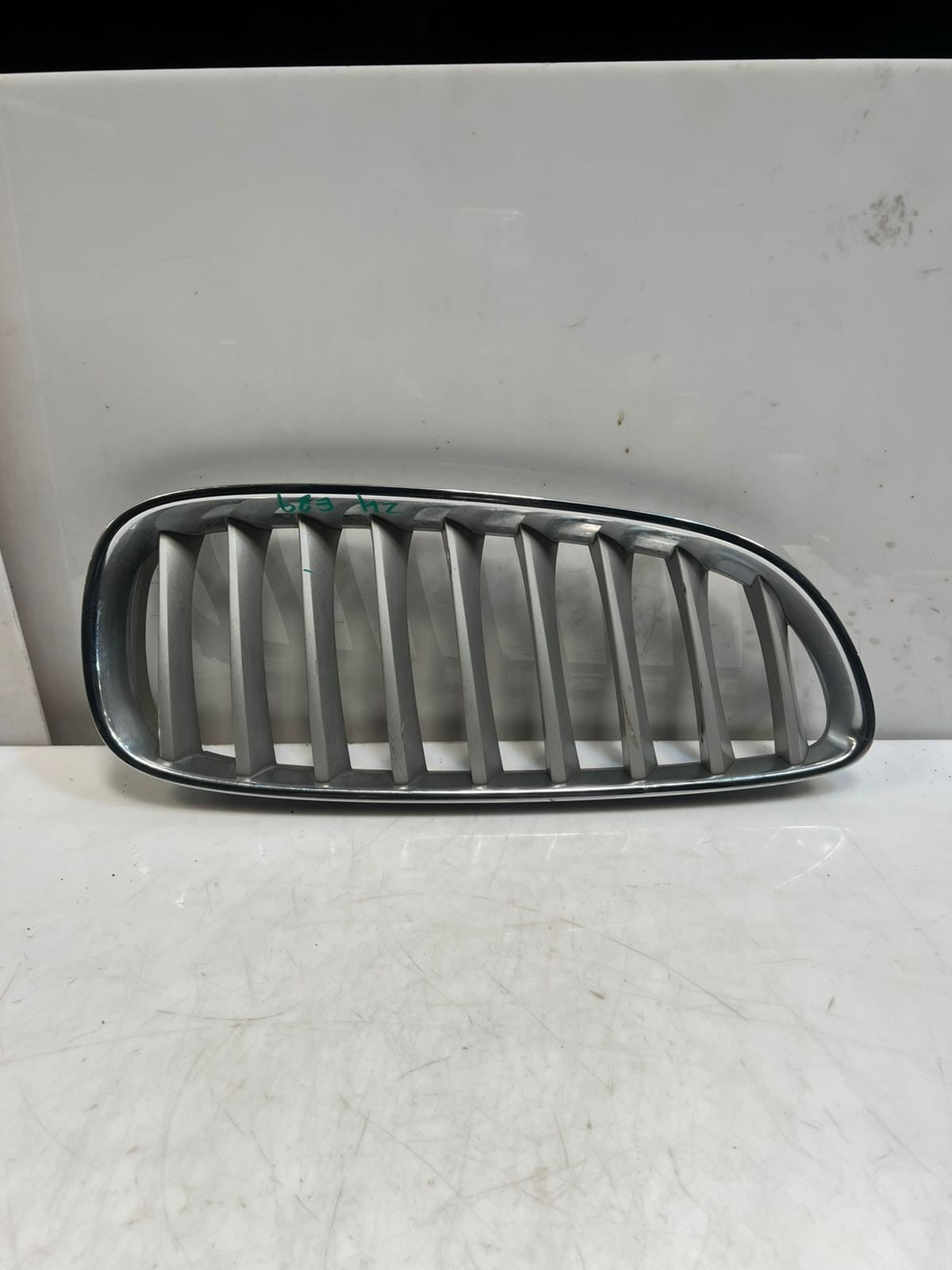 2010-2015 BMW X1 X3 7 5 Series F01 F10 F11 F48 Bumper Grille 10627110 OEM