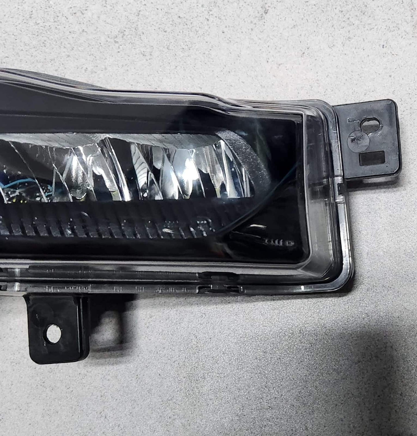 2019-2021 BMW X3 Front Right Fog Light 9492772 X3 G01 OEM