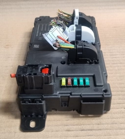 BMW 2 3 Series F20 F30  REM Rear Electronic Module Fuse Box Control Unit 9279823