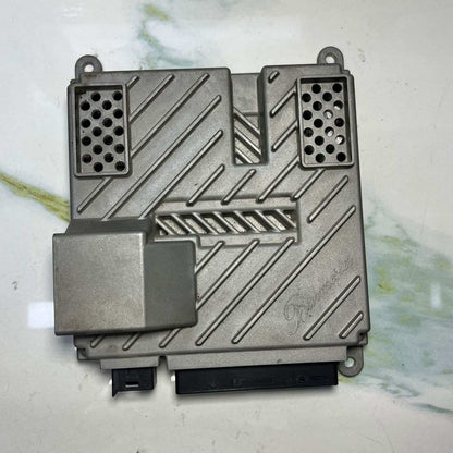 Mercedes-Benz Control Unit Sound System A0009000518 W205 C-Class