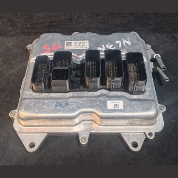OEM BMW 7 F01 F02 F03 330kW N63   Engine Control Unit Module MEVD172H 7540738