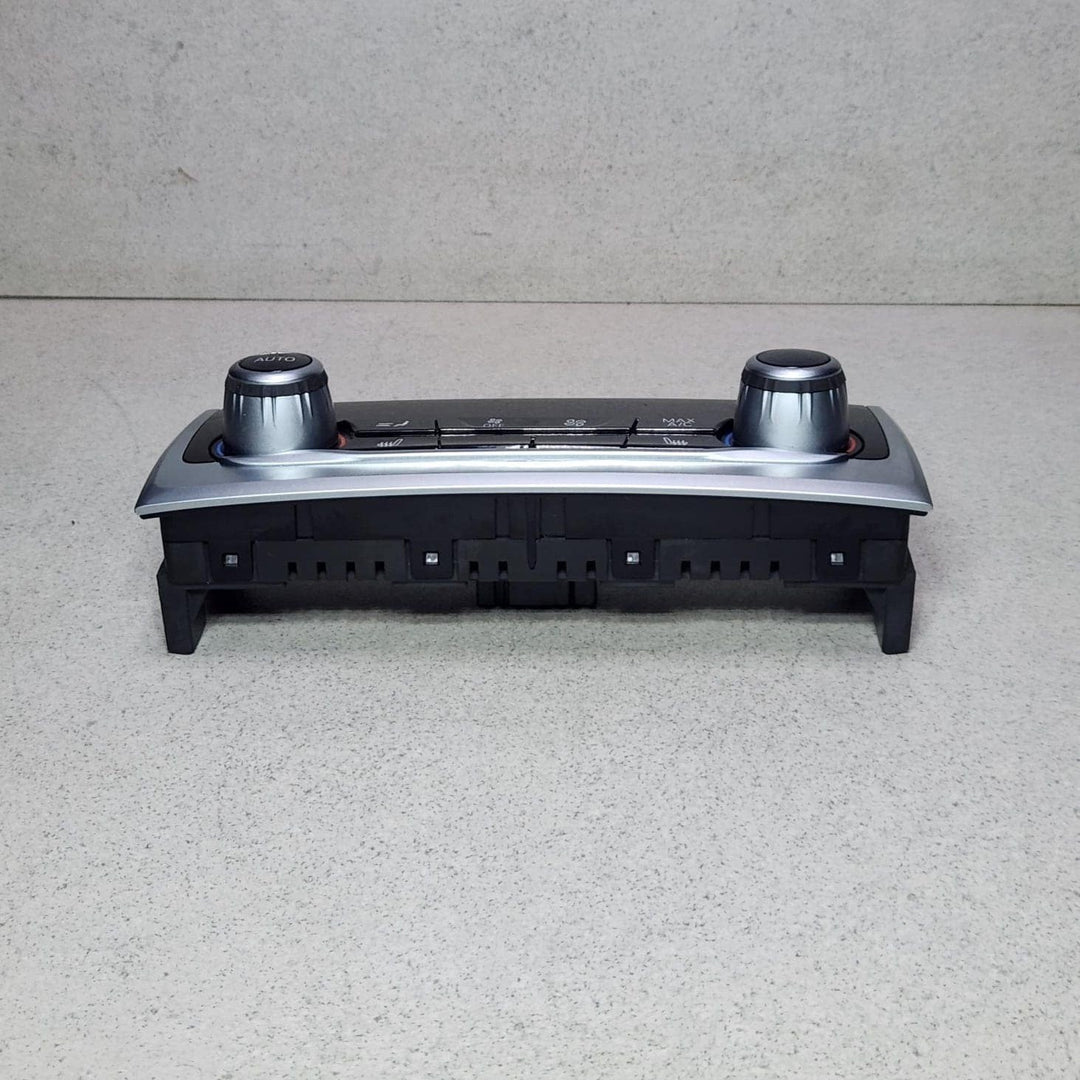 BMW 750 740 730i Rear Air Conditioning Control Panel 6826891 7 Series G11 G12