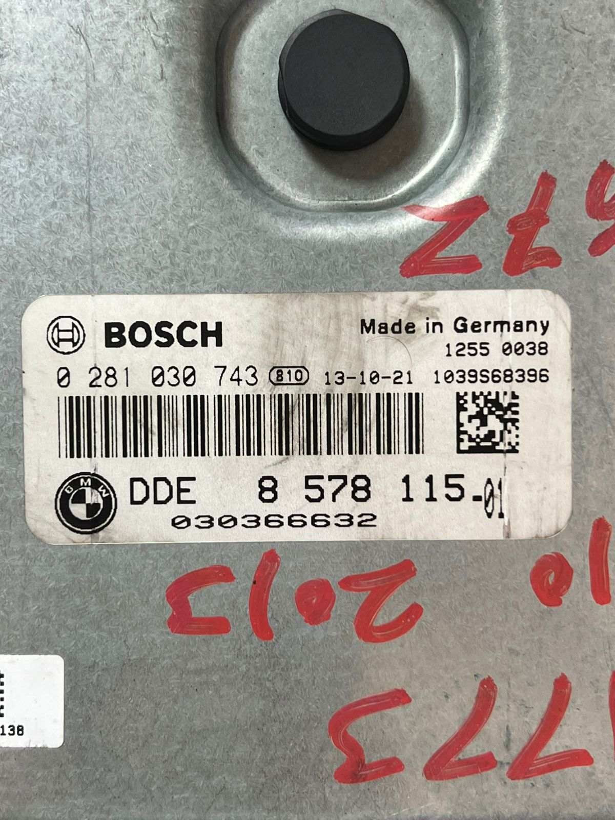 2013 BMW F10 F11 535d F13 640d N57Z 313HP ECU Engine control unit DDE 8578115