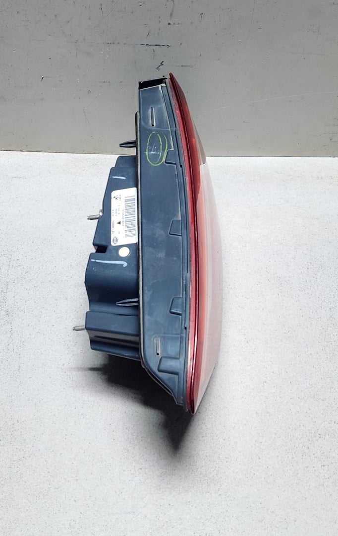 2016-2018 BMW X6 Tailgate Inner Light 7438826 X6 F16 F86 OEM