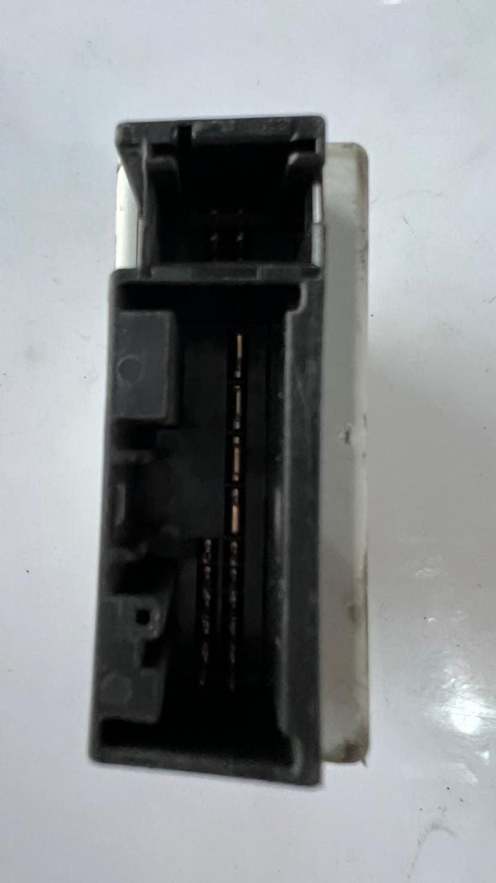 2001-2006 BMW 325Ci Immobilizer Control Module 6905670 E46 M3 325CI E46