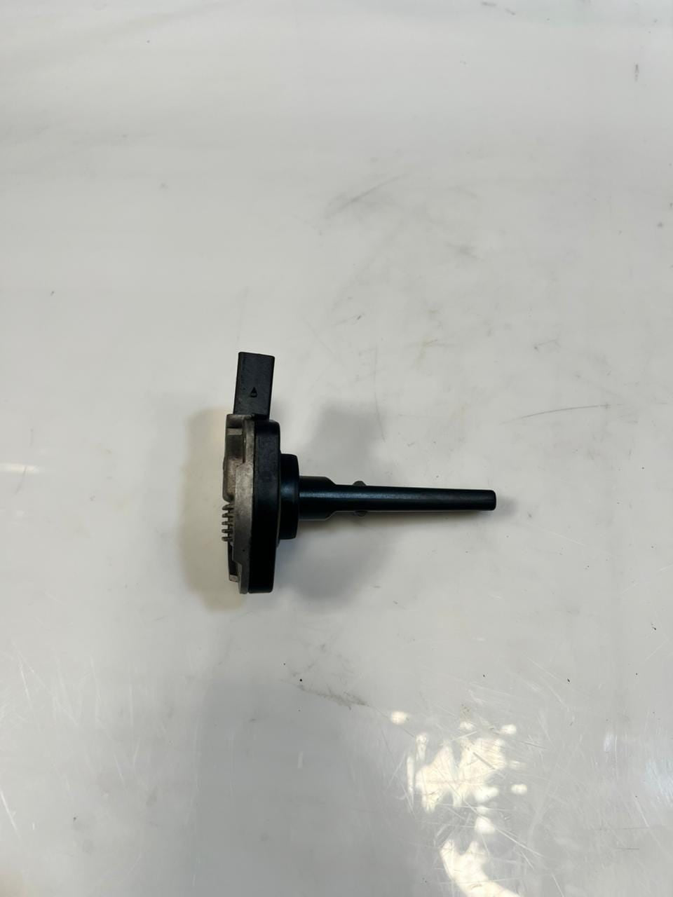 BMW 3 Series E92 E93 Coupe Oil Level Sensor GPR007868 OEM