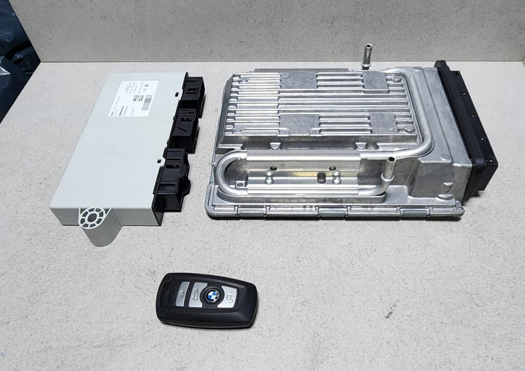 2012 BMW 750i Engine Control Module 7640087  750i N63 and X6 ECU SET 