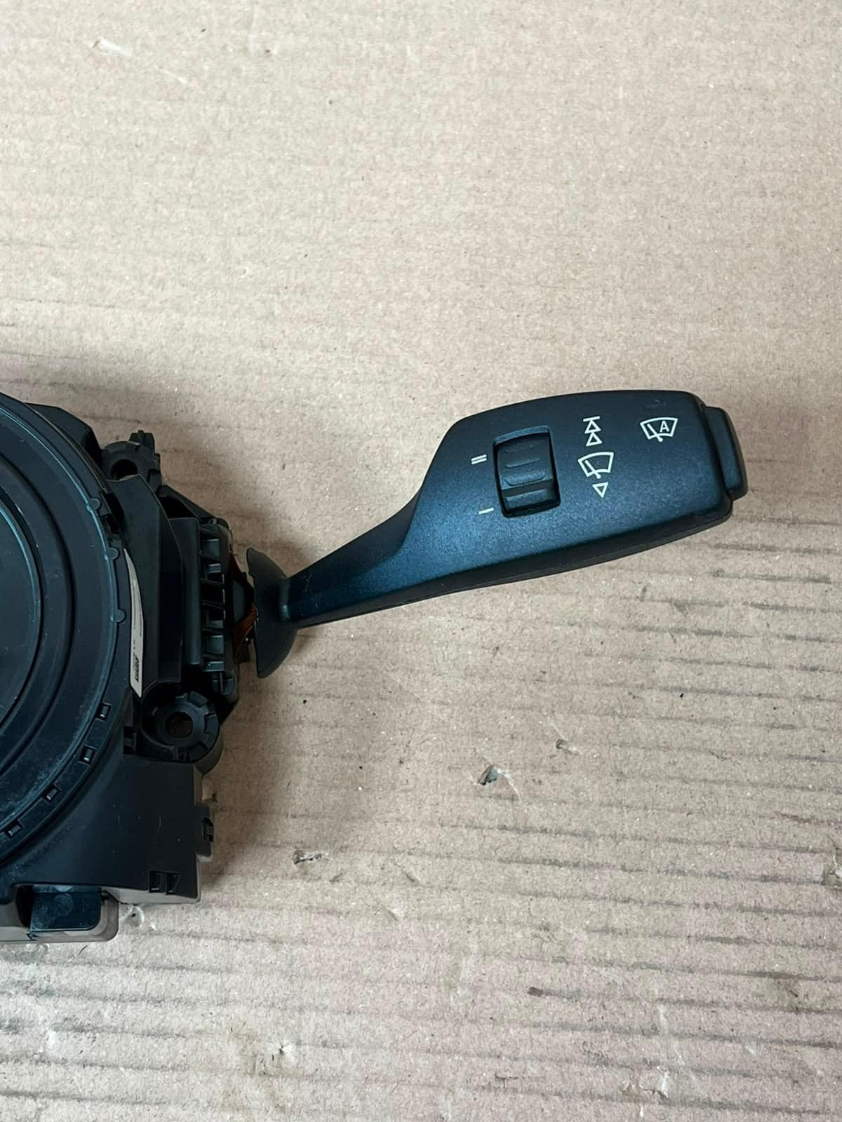 BMW 3' F30, F31, F35 F80 328i Wiper Turn Signal Indicator Stalk/Switch 9253746