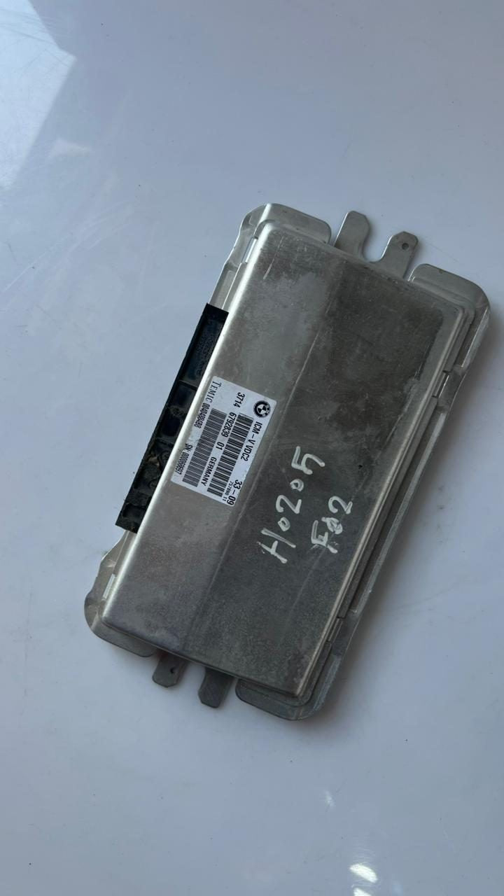 2011-2016 BMW 528i Suspension Control Module 6792839
