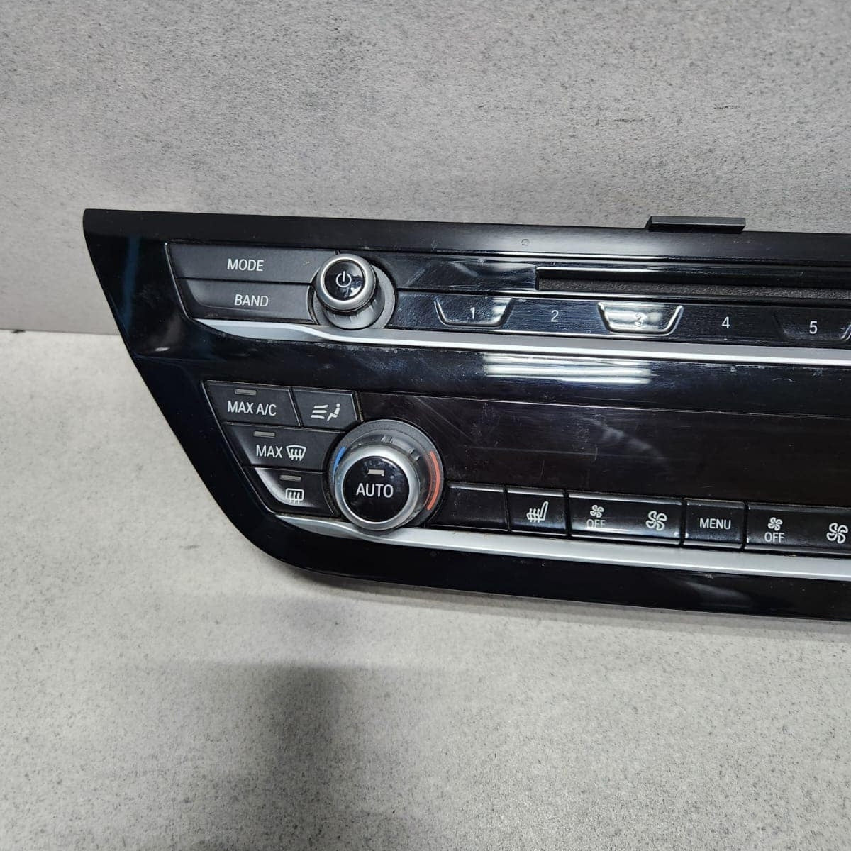 2018 BMW 540d xDrive Climate Control Switch Panel 6999402 530i 540i G30