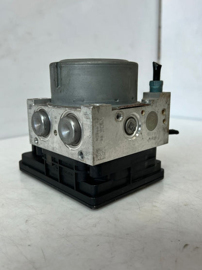 2012-2015 BMW 328i 335i F22 M235i Abs Anti-Lock Brake Pump Module 6868638 OEM