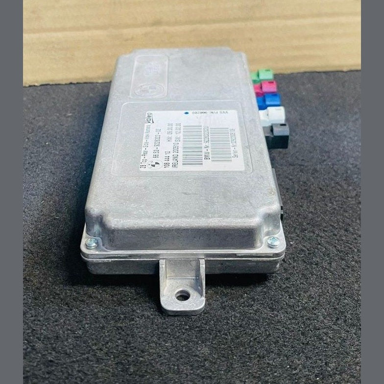 BMW Camera Control Module BMW F10 550i, F12 535i, 650i 2011-2016 models 9228322