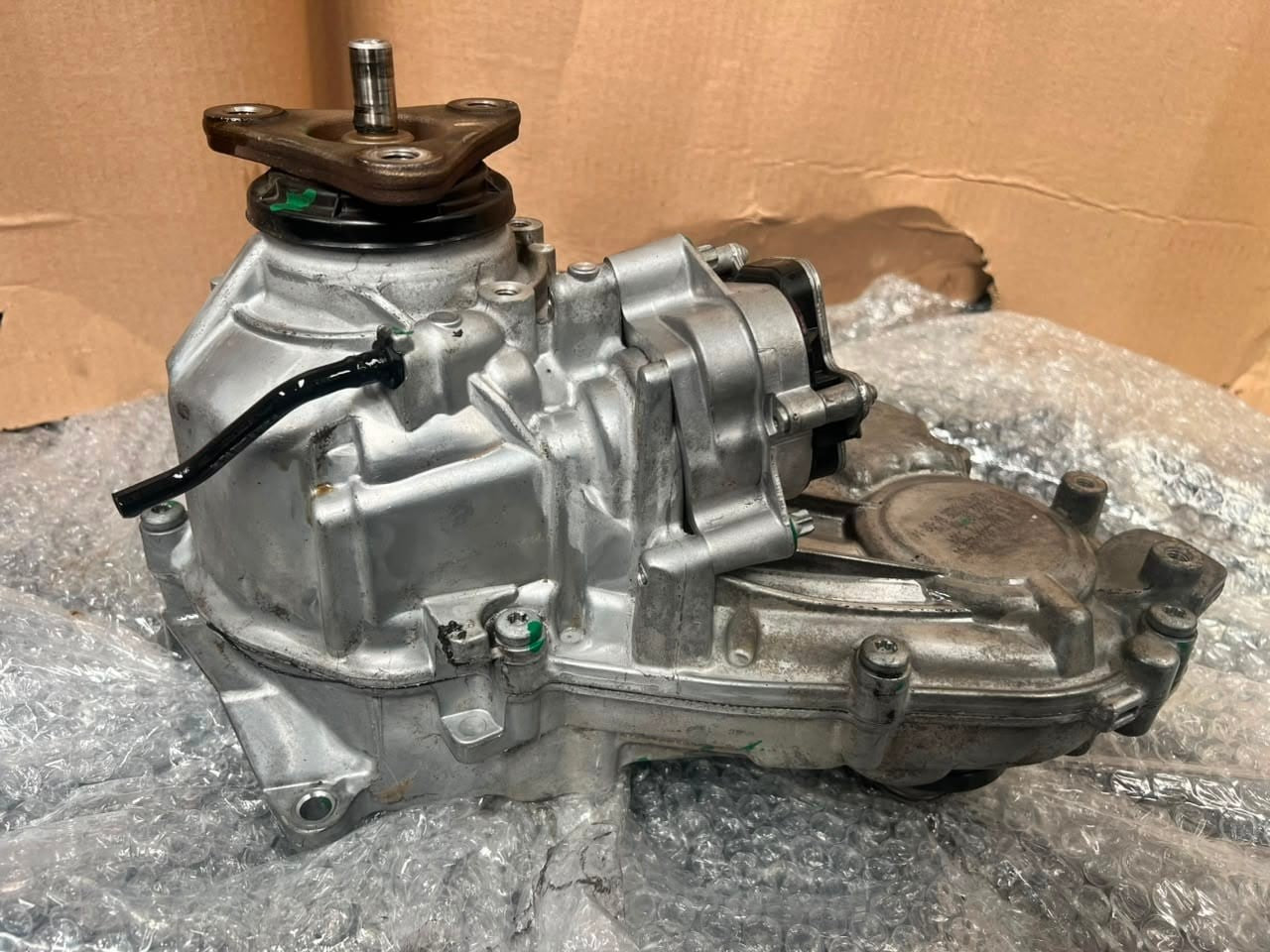 2014-2018 BMW X3 X4 X5 X6 F15 ATC45L DISTRIBUTOR Transfer Case 8623348 OEM