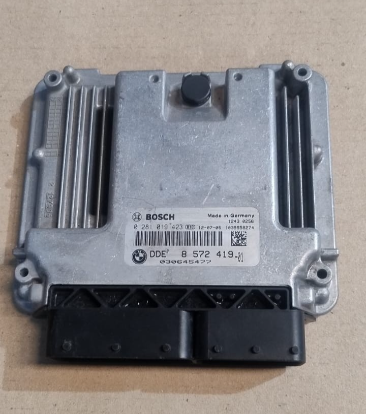 BMW X3 F25 N47N ENGINE CONTROL ECU UNIT MODULE ONLY  DDE 8572419