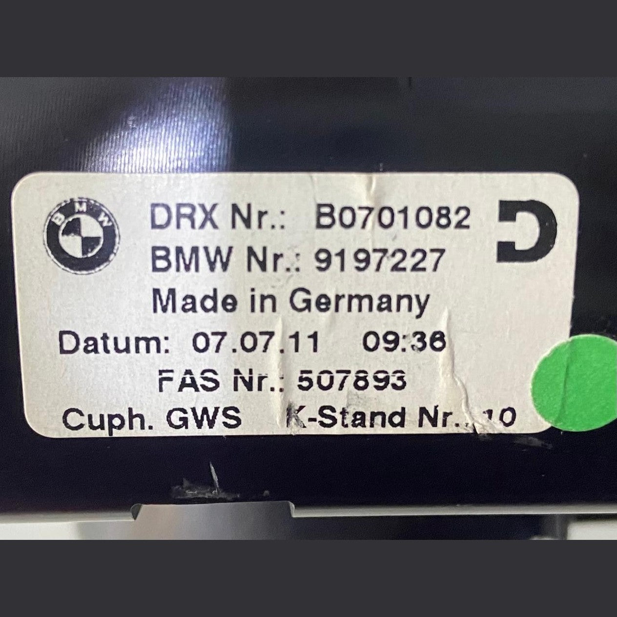 OEM BMW F06 F12 F13 6-Series Front Center Console Cup Holder 9197227