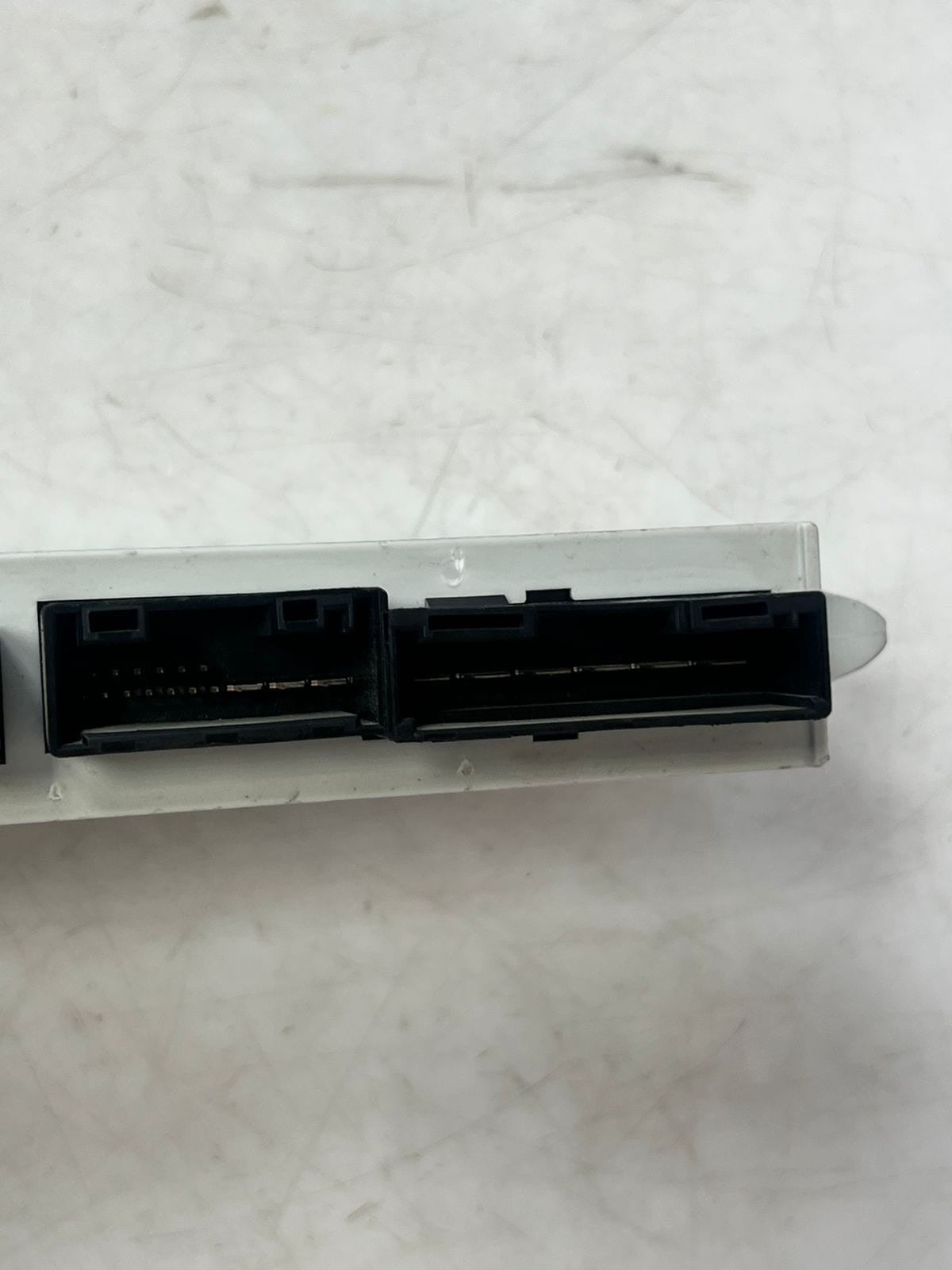 2002-2005 BMW 745i 7 Series E65 E66 SIEMENS Door Control Module 6940440 OEM