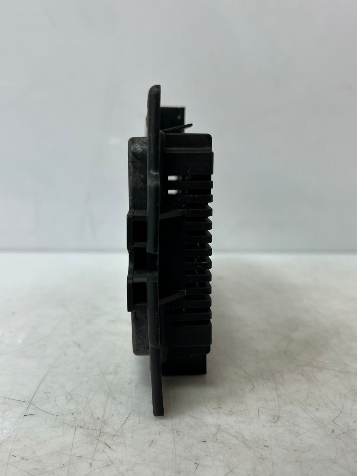 2006-2013 BMW X5 E70 and X6 E71 Footwell Light Control Module 9263790 OEM