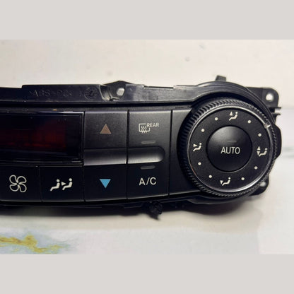 Mercedes-Benz W211 E-Class Heater Control Panel Unit 211 830 3390