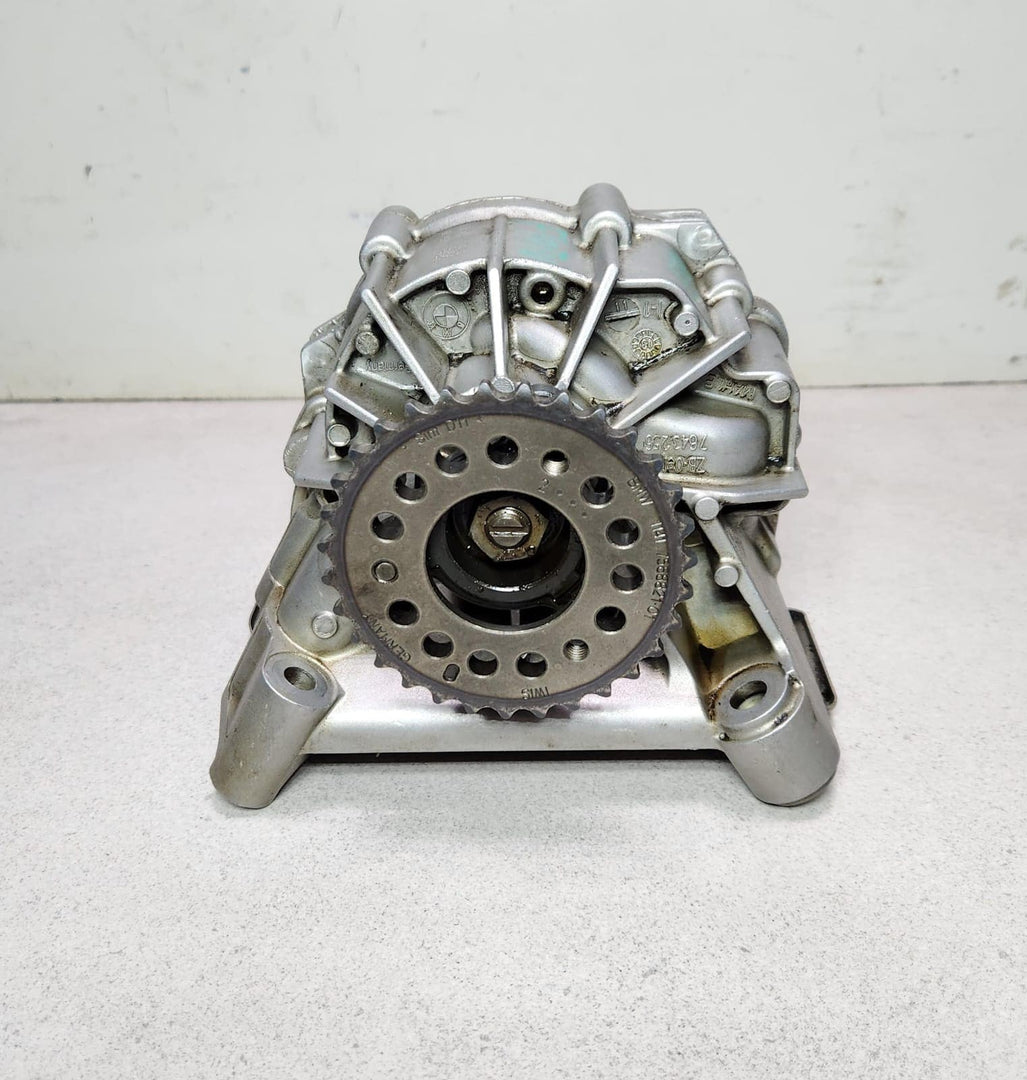 7648256 BMW X5 Engine Oil Pump 650i F12 2014-2018 OEM