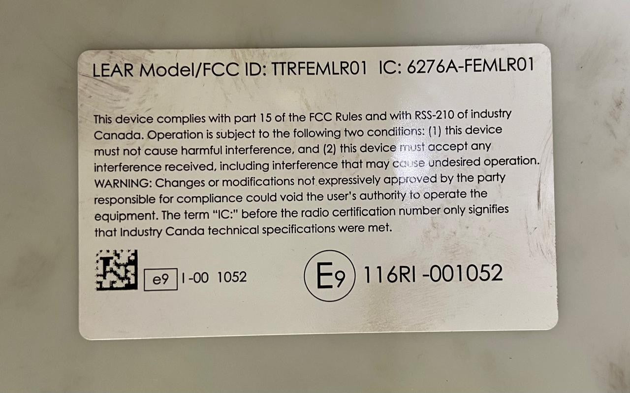 OEM BMW F22 N20 ENGINE CONTROL UNIT DME ECU SET 8631725 BOSCH