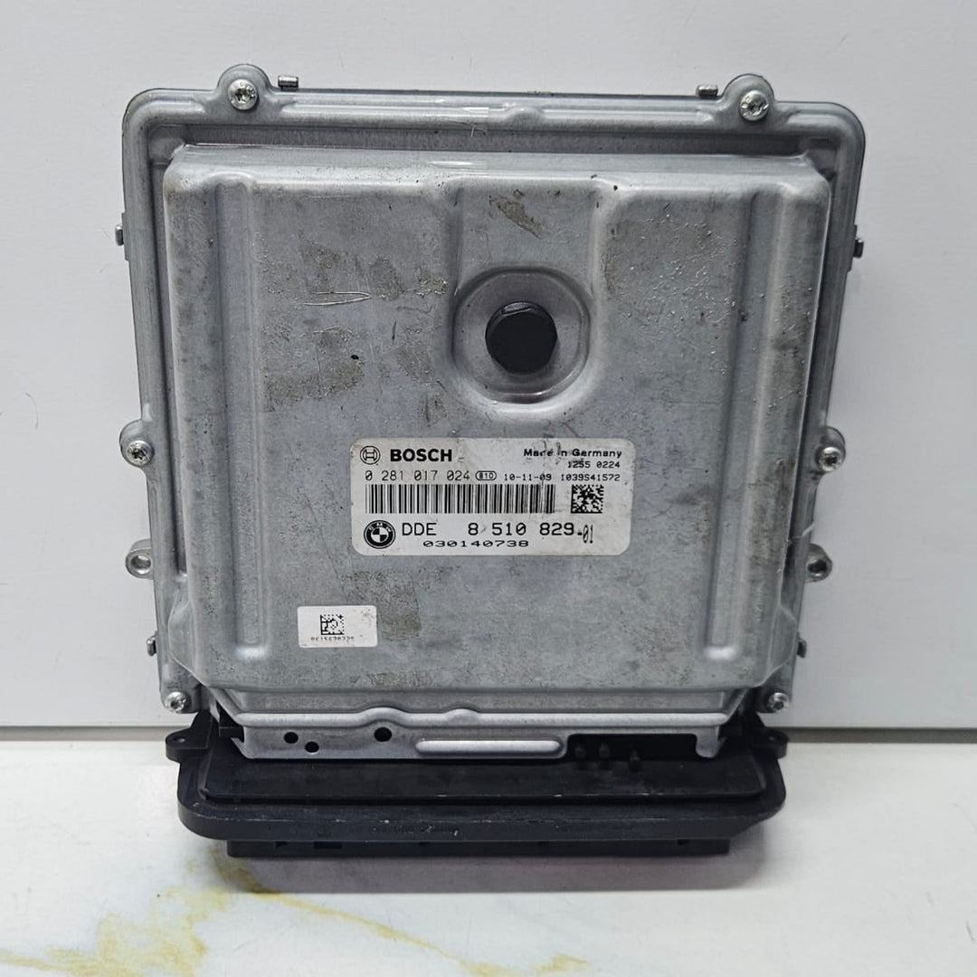 BMW E90 E91 N47N DDE Engine Control Unit ECU SET 8510829 OEM