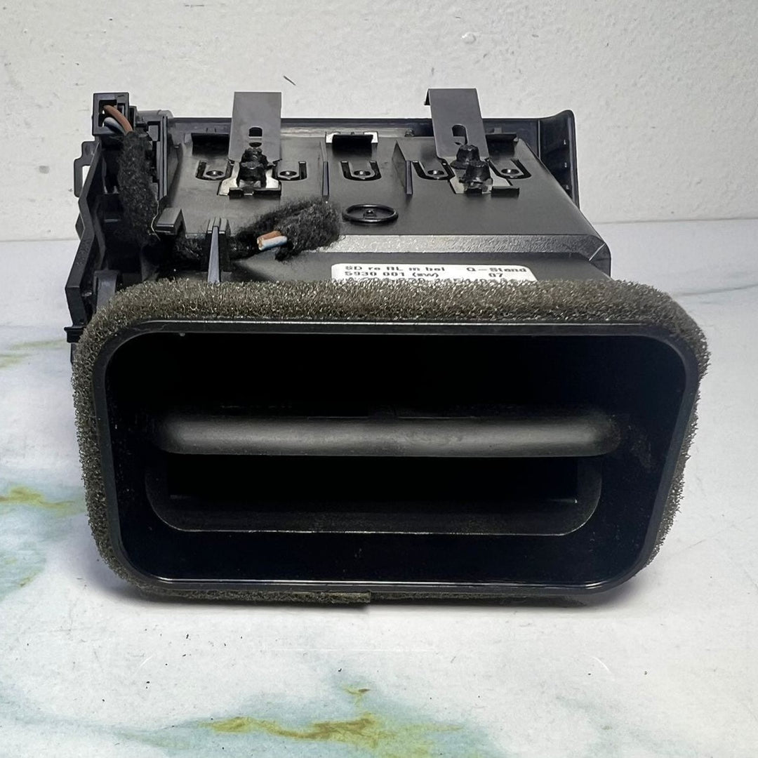Mercedes Dashboard Air Vent A2048301454 W204 C-Class