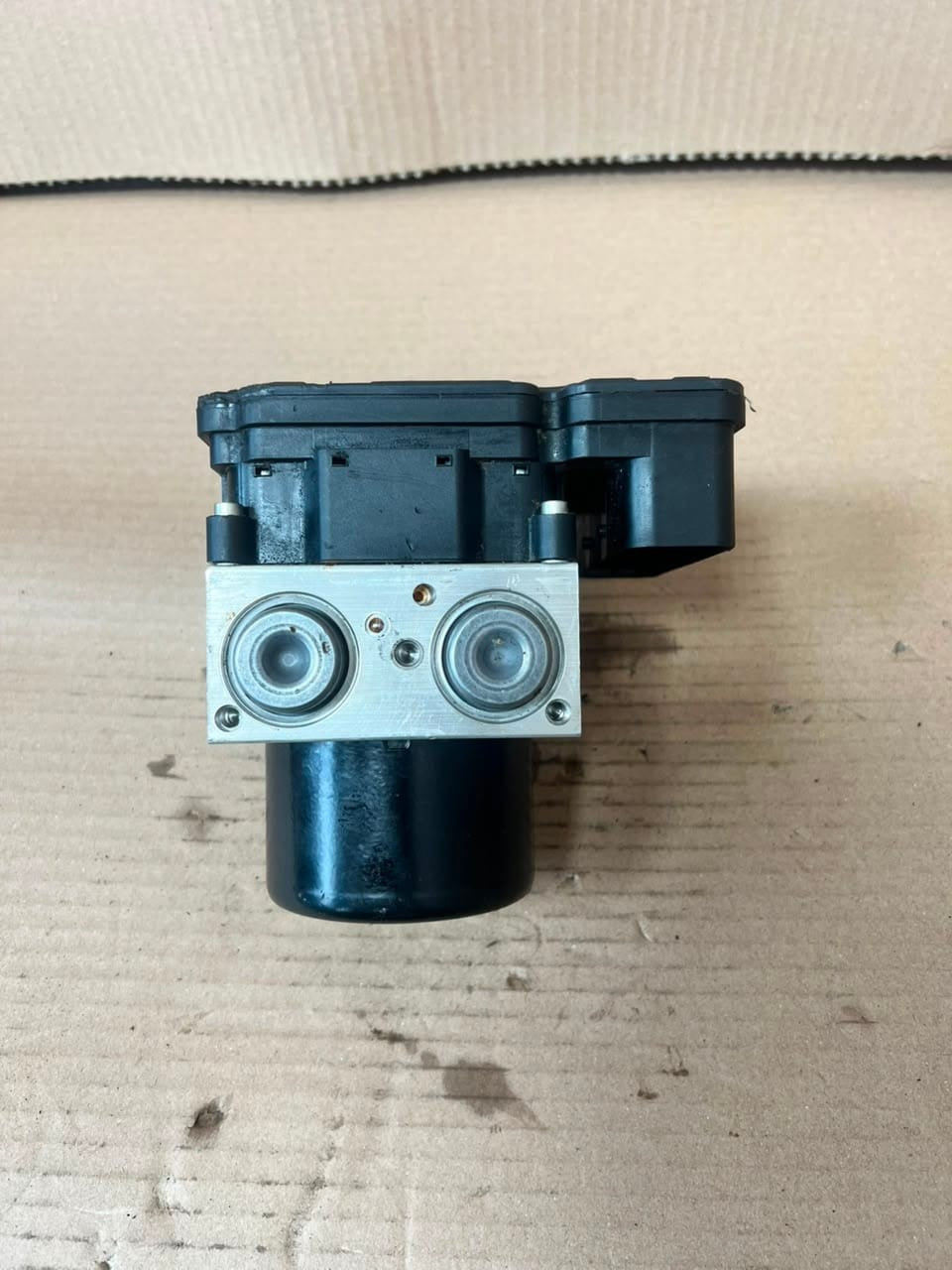 2005-2012 BMW E90 E91 E92 3-Series 325i ABS Pump Module 6771491 OEM