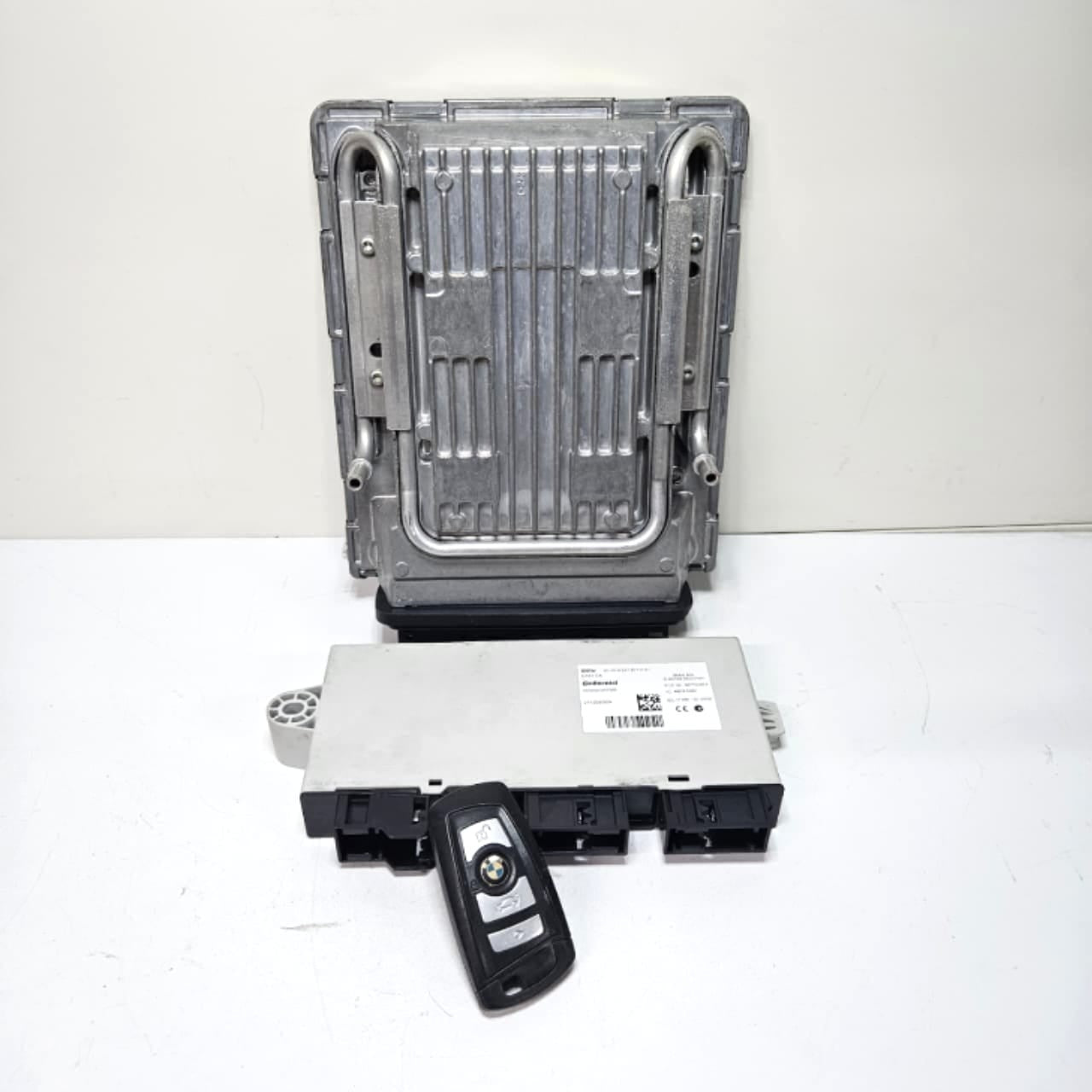 2010-2013 BMW 550i 650i 750i 4.4L N63 Engine Control Module DME Key Set 7613202