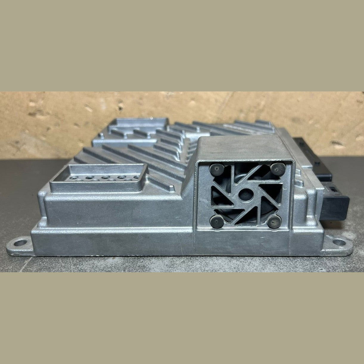 15-21 Mercedes W213 E-Class Lear Amplifier Audio Control Module A213 9000124 OEM