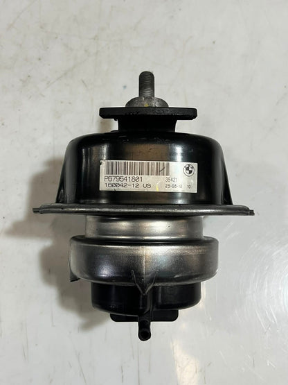 2007-2013 BMW X5 E70 and X6 E71 3.0L BEARING RUBBER Engine Mount 6795418