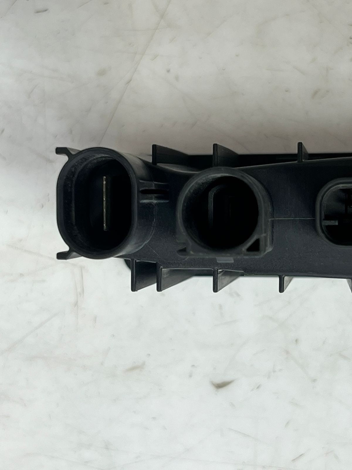 BMW X2 2 Series F39 F46 Power Distribution Unit 8581253 OEM