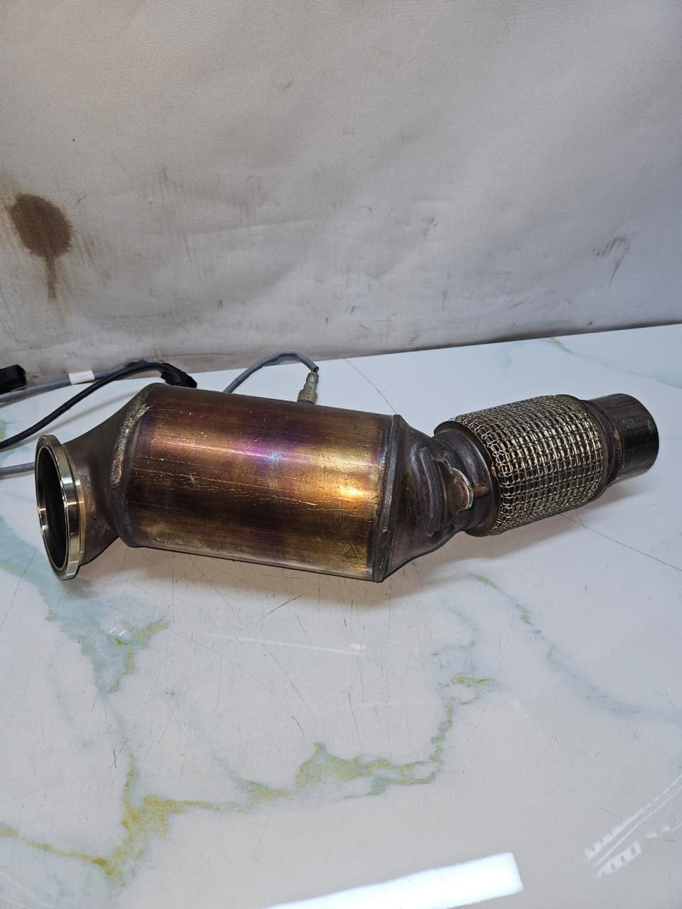 2019 BMW 330i 3 Series G20 G42 B48 Catalytic Converter 8689403 OEM