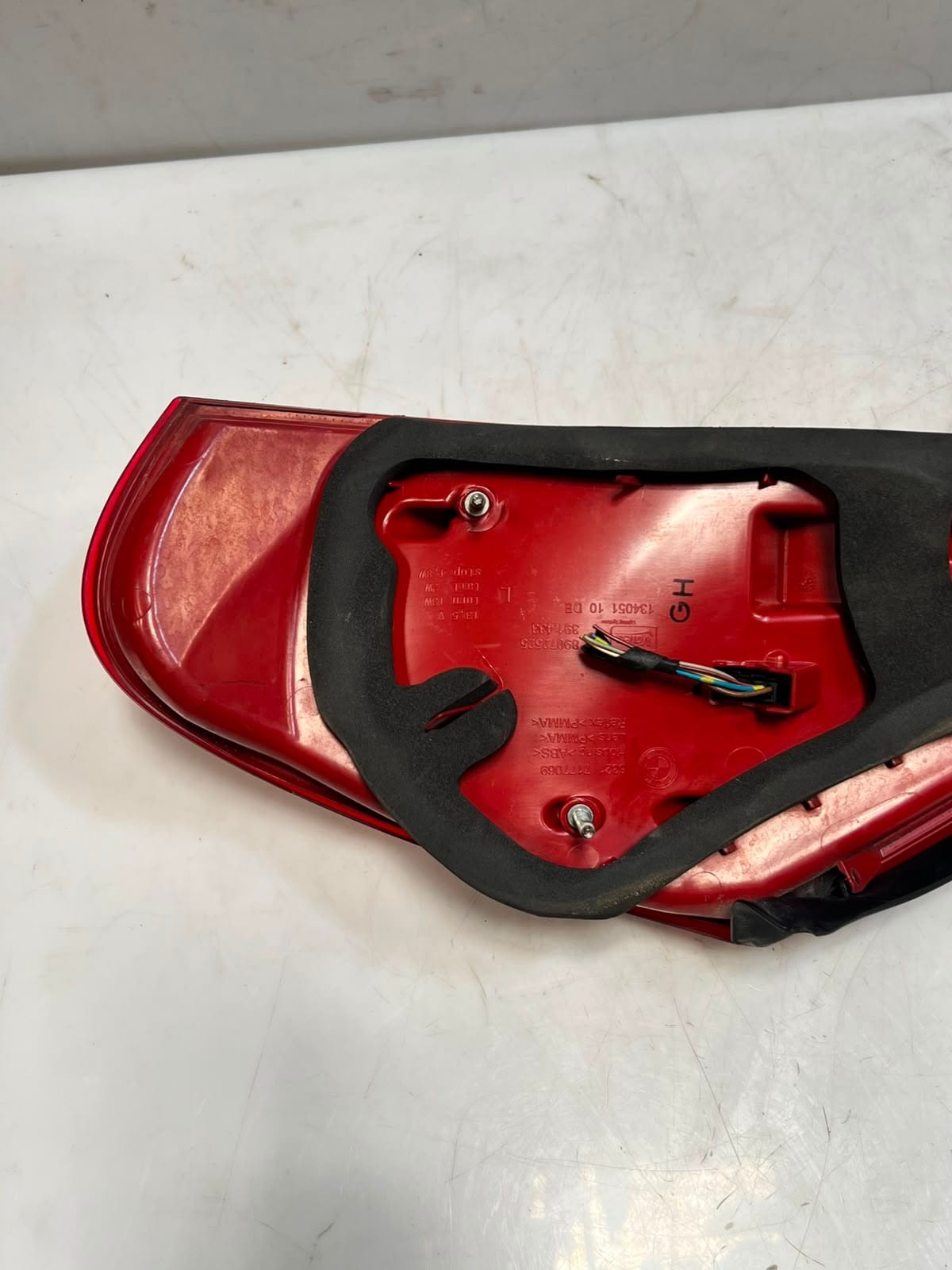 2006-2010 BMW E63 E64 M6 Left REAR LIGHT Tail Light 7177069 OEM