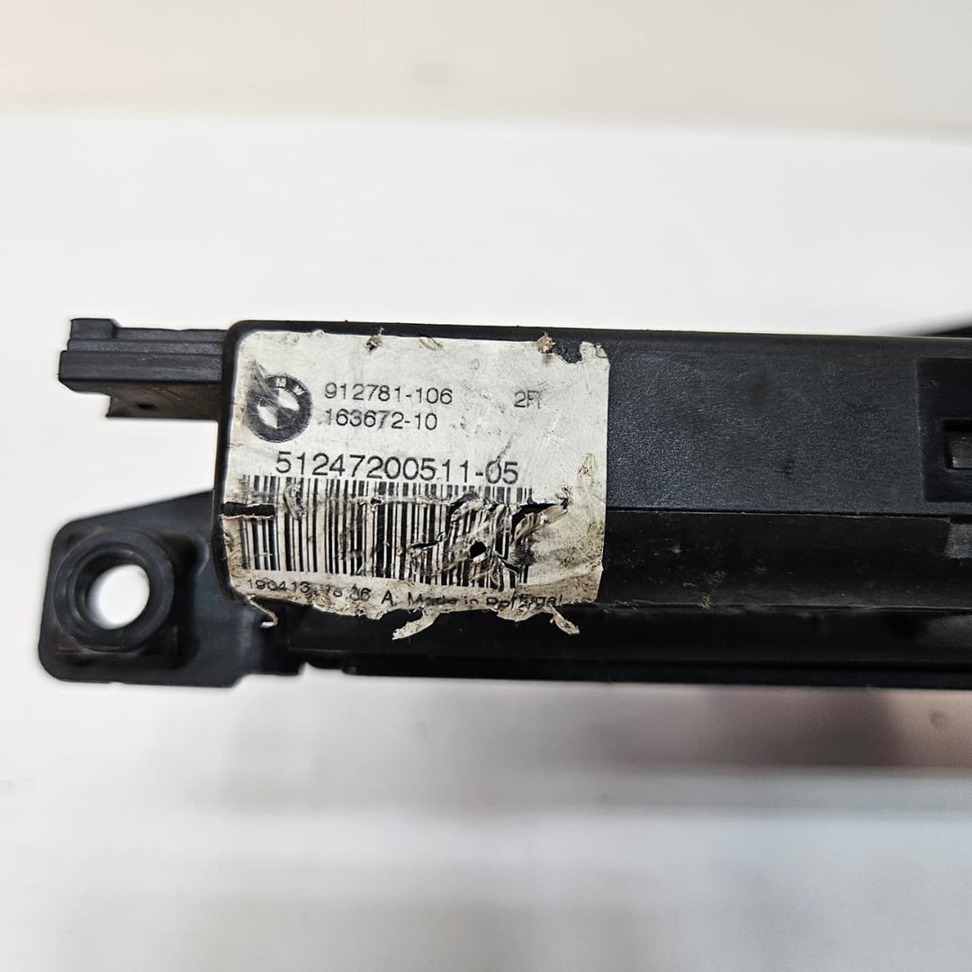2010-2015 BMW X1 E84 Trunk Lid Latch 7200511 USED