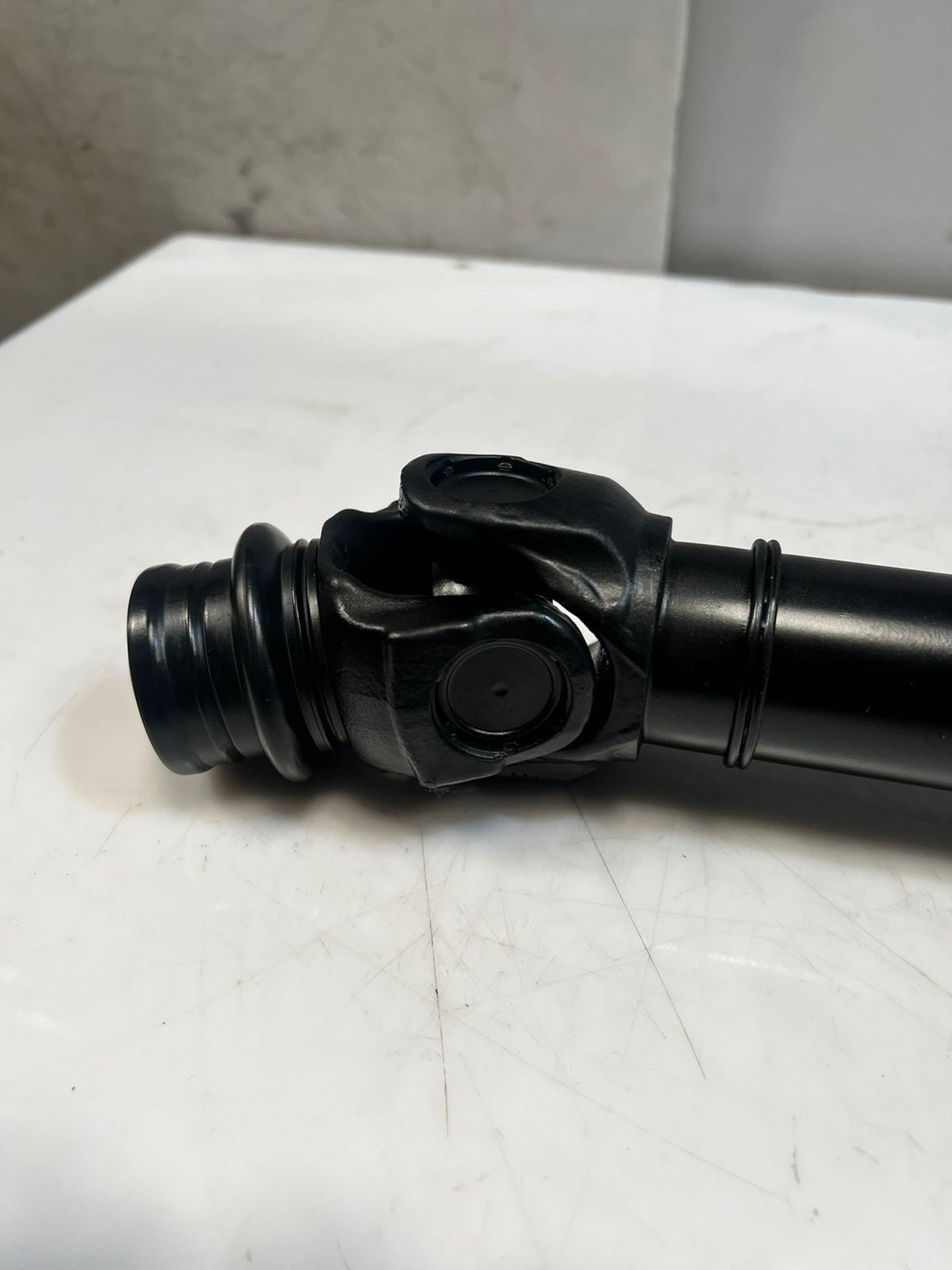 Genuine 2008-2019 BMW X5 F15 F16 F85 F86 E70 E71 Front Drive shaft 8605866 OEM