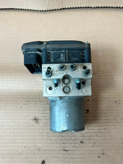 2011 BMW 5 Series F10/F11 F01 F02 550i ABS/DSC Hydraulic Pump Unit 6799517 OEM