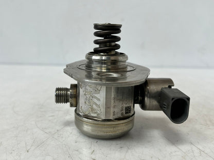 2013-2018 BMW 650i N63 X5 X6 M5 550I xDrive High Pressure Fuel Pump 7599865 OEM