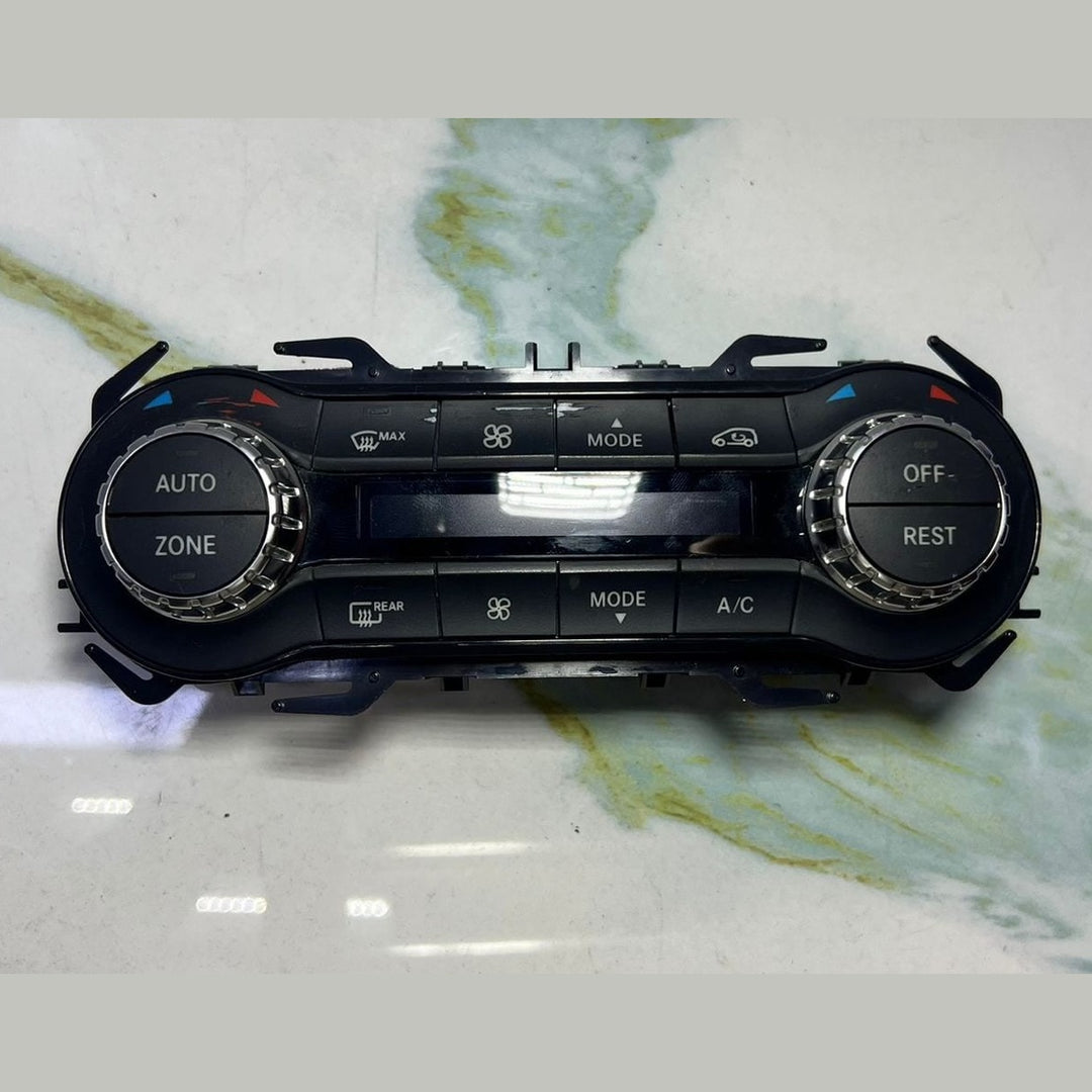 2016 Mercedes-Benz CLA200 Climate Control Unit A2469008415 A-Class W176