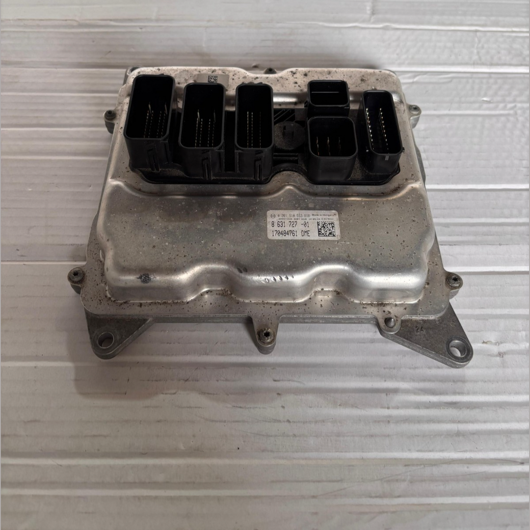BMW X1 E84 N20 18i 156HP ENGINE CONTROL UNIT ECU 8631727