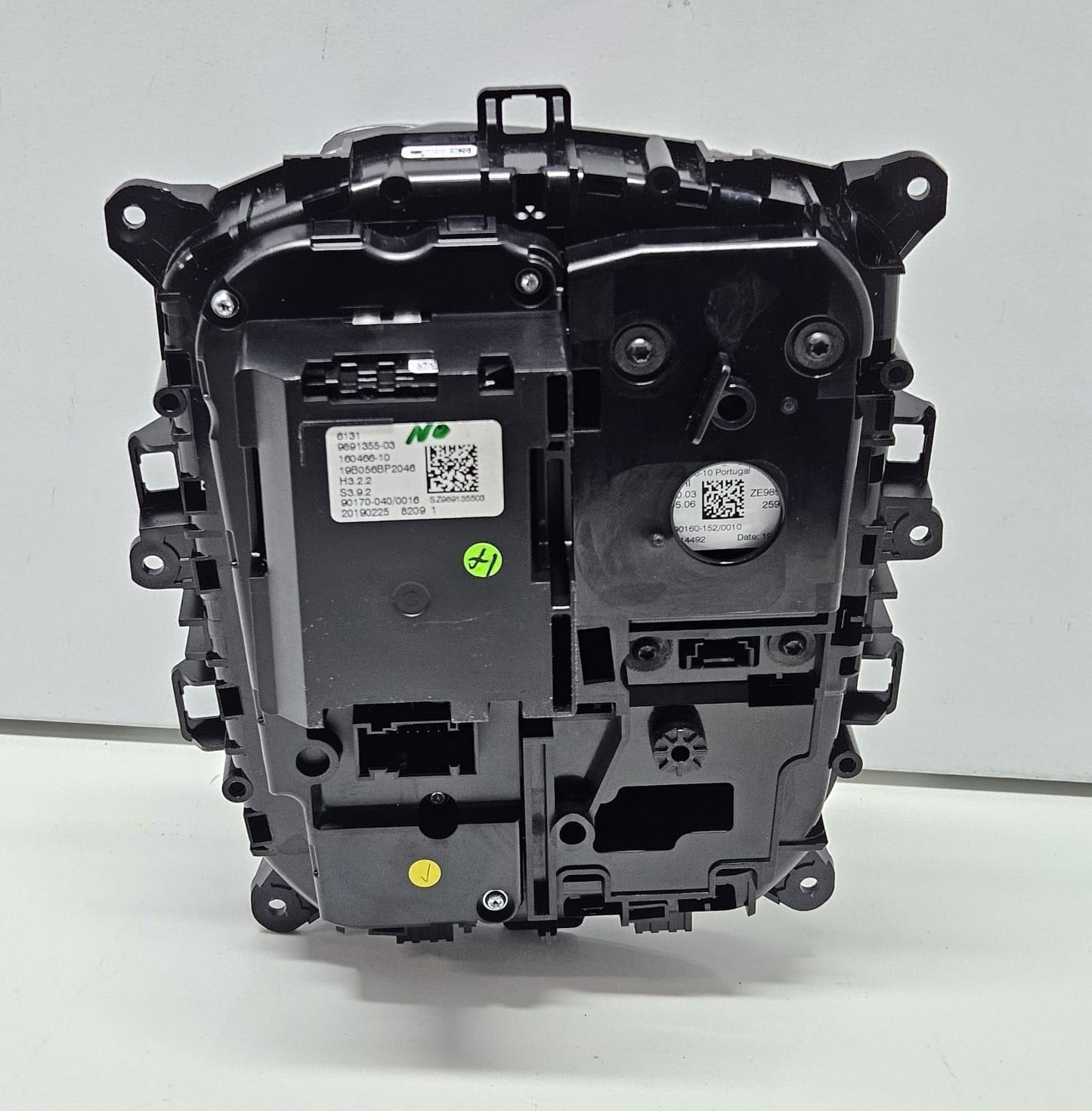 9891355-2019-2021 BMW 330i G20 RHD Gear Shift Selector OEM