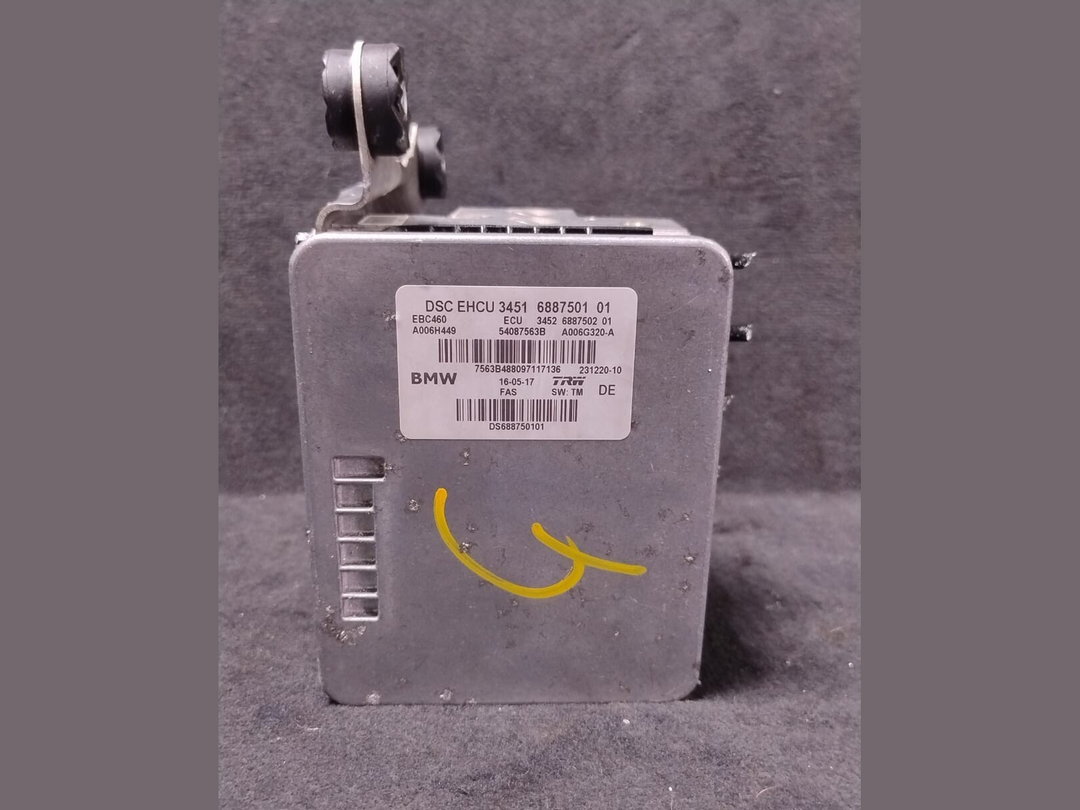 BMW 7 G11 G12 ABS ANTI LOCK BREAKING SYSTEM CONTROL  6887502